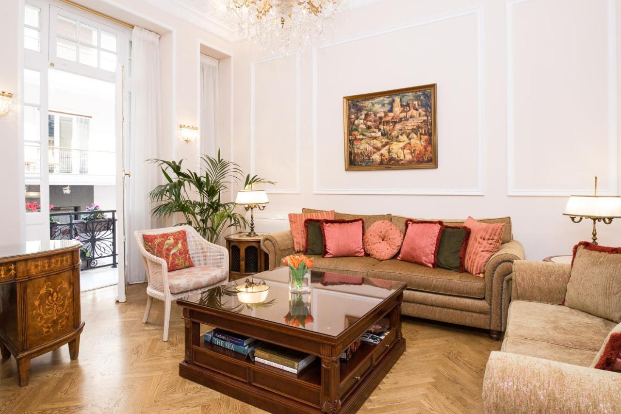 The Rare Luxury Gem Near Syntagma, Kolonaki Square Apartment Athens Luaran gambar